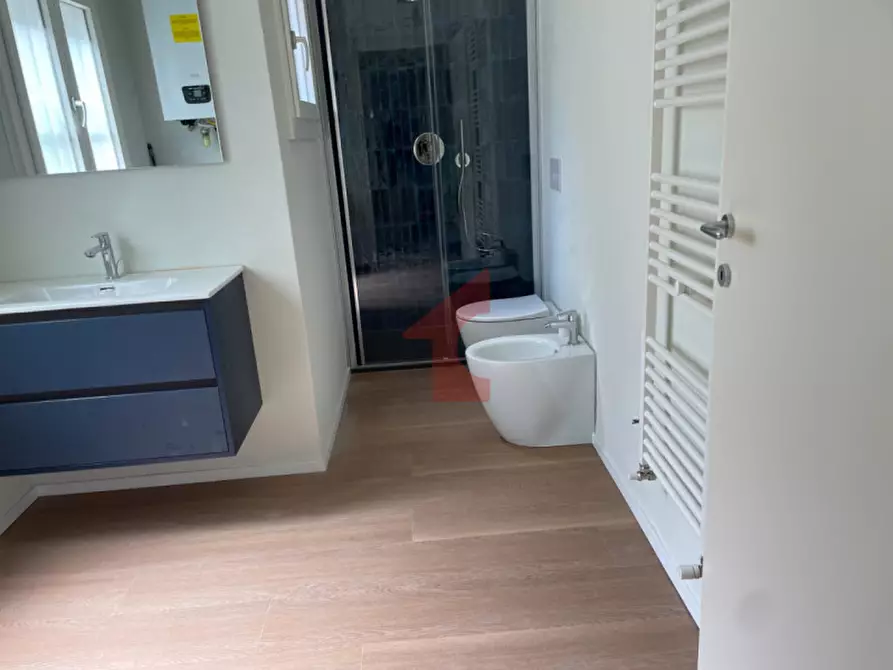 Immagine 4 di Appartamento in affitto  in Via Farini a Parma