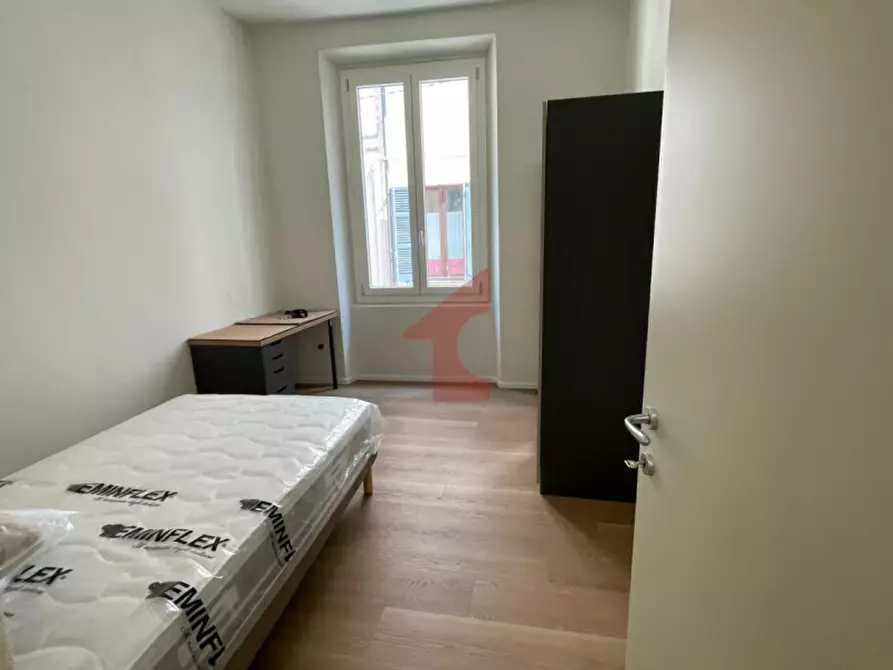 Immagine 39 di Appartamento in affitto  in Via Farini a Parma