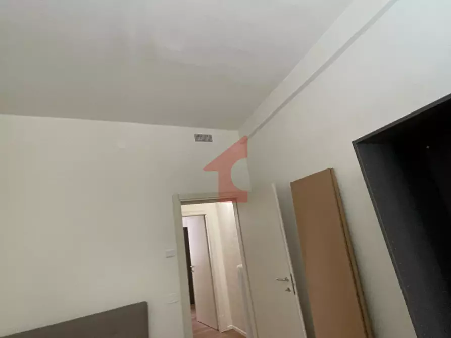 Immagine 54 di Appartamento in affitto  in Via Farini a Parma