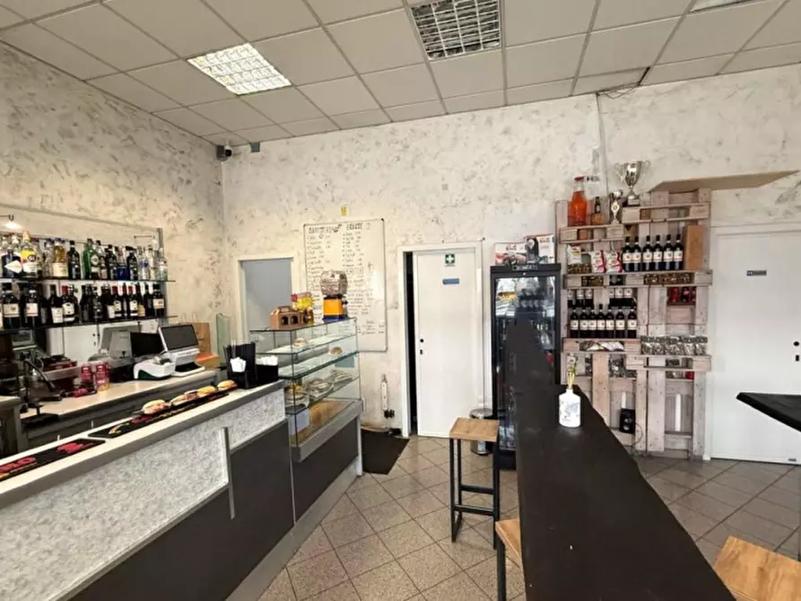 Immagine 3 di Capannone industriale in vendita  in Via Monti Lessini, 175, 37132 Verona VR, Italia a Verona