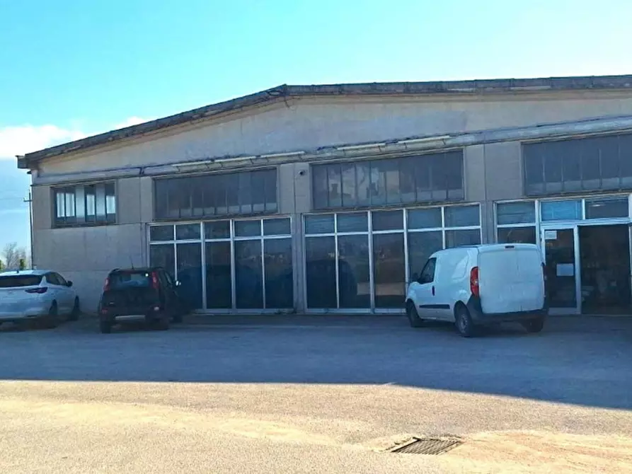 Immagine 1 di Capannone industriale in vendita  in Via Casesparse, Castel Ritaldi PG, Italia a Castel Ritaldi