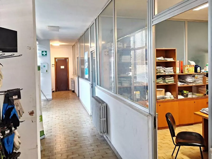 Immagine 6 di Capannone industriale in vendita  in Via Casesparse, Castel Ritaldi PG, Italia a Castel Ritaldi