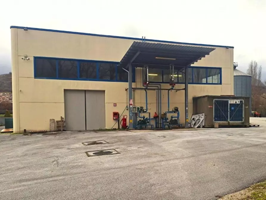 Immagine 9 di Capannone industriale in vendita  in Via Madonna del Gamberi, 06023 Gualdo Tadino PG, Italia a Gualdo Tadino