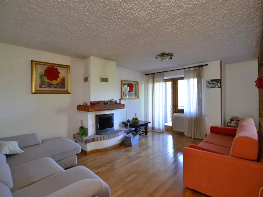 Immagine 2 di Appartamento in vendita  a Predaia