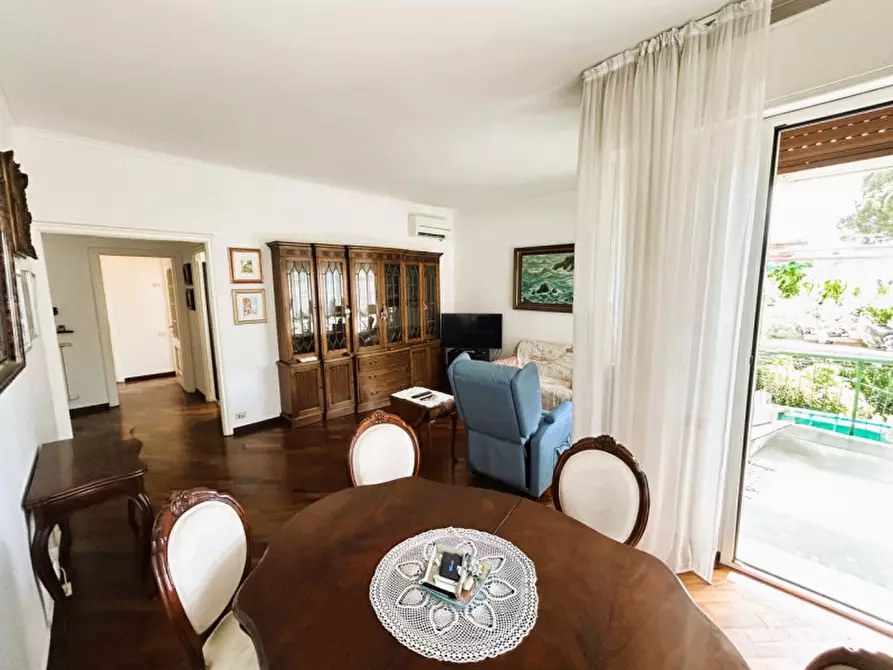 Immagine 2 di Appartamento in vendita  in Via Migliaro a Camogli