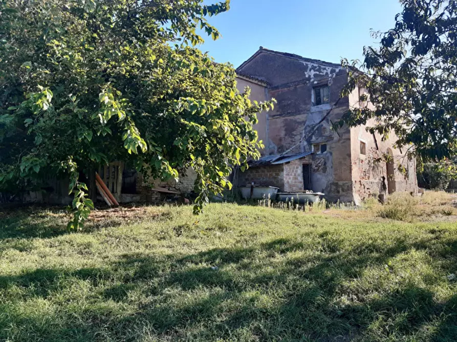 Immagine 1 di Casa indipendente in vendita  in VIA SANTA CRISTINA 14 a Montecassiano