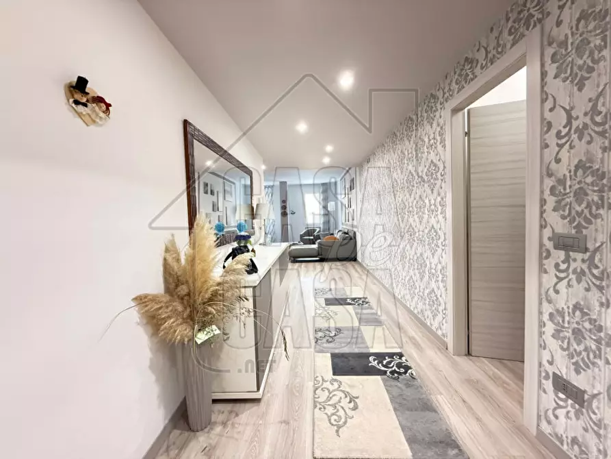 Immagine 10 di Appartamento in vendita  in Via Giacomo Puccini a Abano Terme