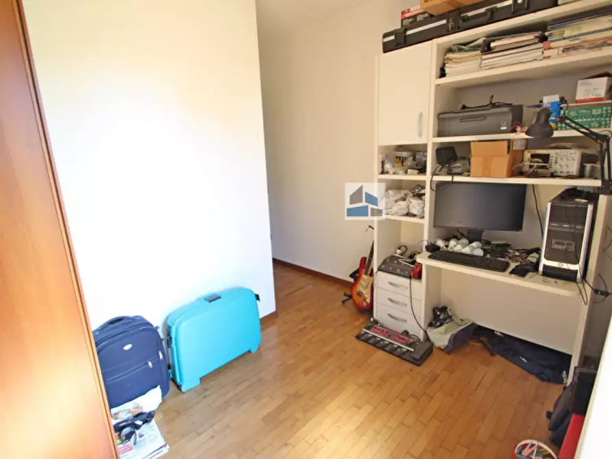 Immagine 12 di Appartamento in vendita  in via camillo benso di cavour a Santa Maria Di Sala
