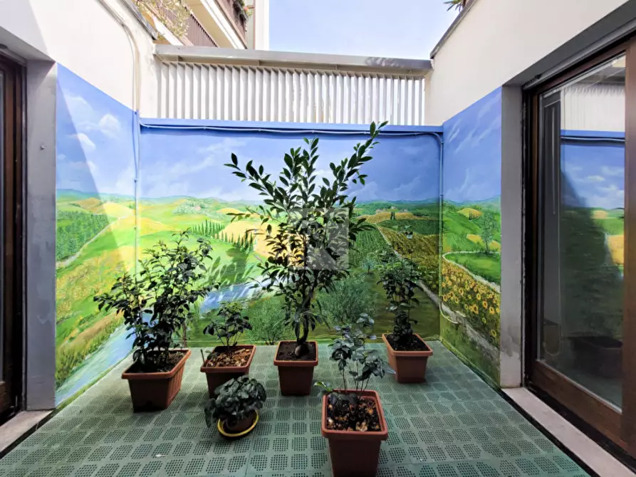 Immagine 13 di Appartamento in vendita  in Via Roma a Riva Del Garda