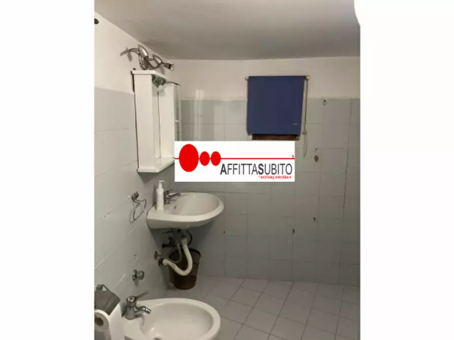 Immagine 5 di Appartamento in affitto  in in Vico Quercia, 3 a Napoli