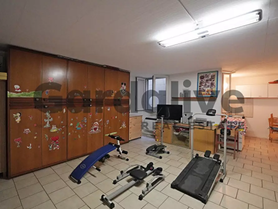 Immagine 36 di Appartamento in vendita  in Via Papa Paolo VI a Desenzano Del Garda