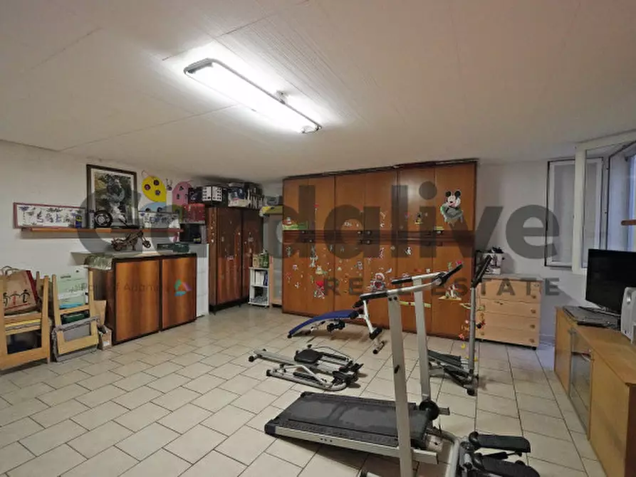 Immagine 39 di Appartamento in vendita  in Via Papa Paolo VI a Desenzano Del Garda