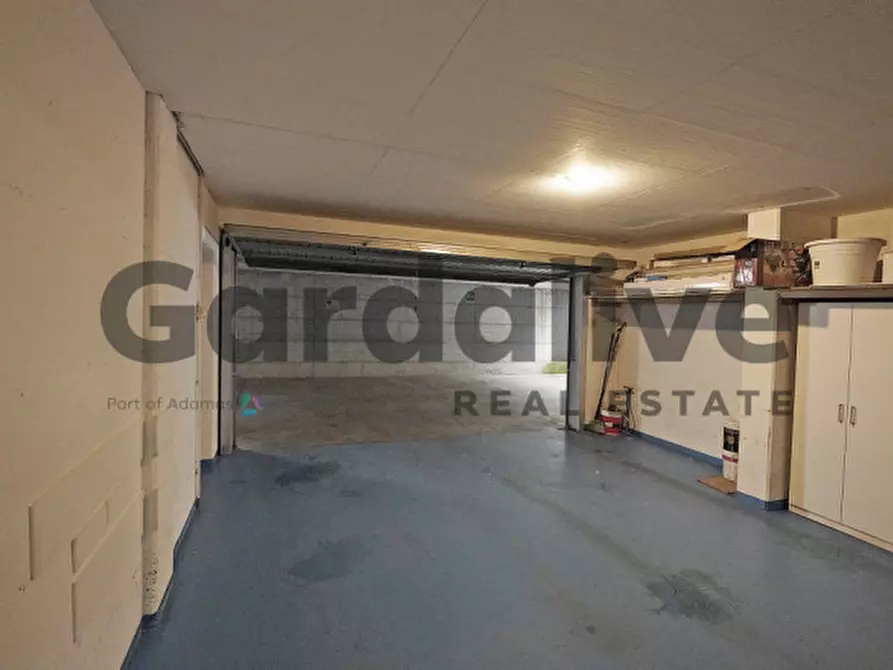 Immagine 40 di Appartamento in vendita  in Via Papa Paolo VI a Desenzano Del Garda