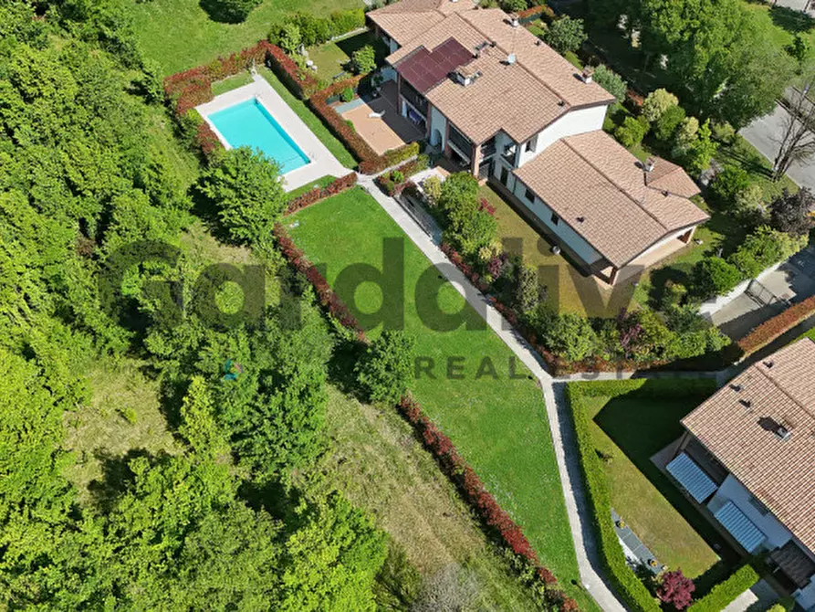 Immagine 48 di Appartamento in vendita  in Via Papa Paolo VI a Desenzano Del Garda