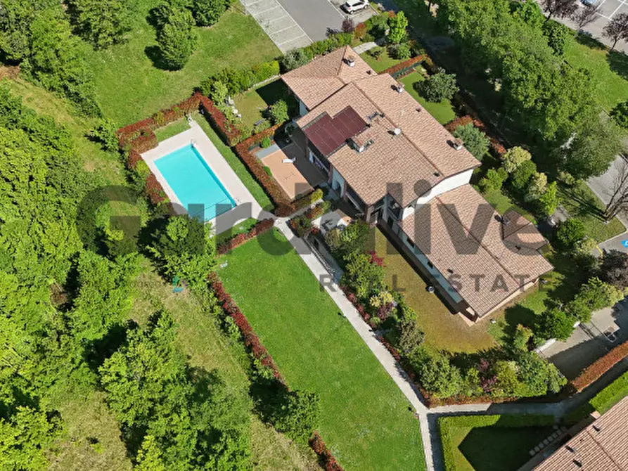 Immagine 49 di Appartamento in vendita  in Via Papa Paolo VI a Desenzano Del Garda