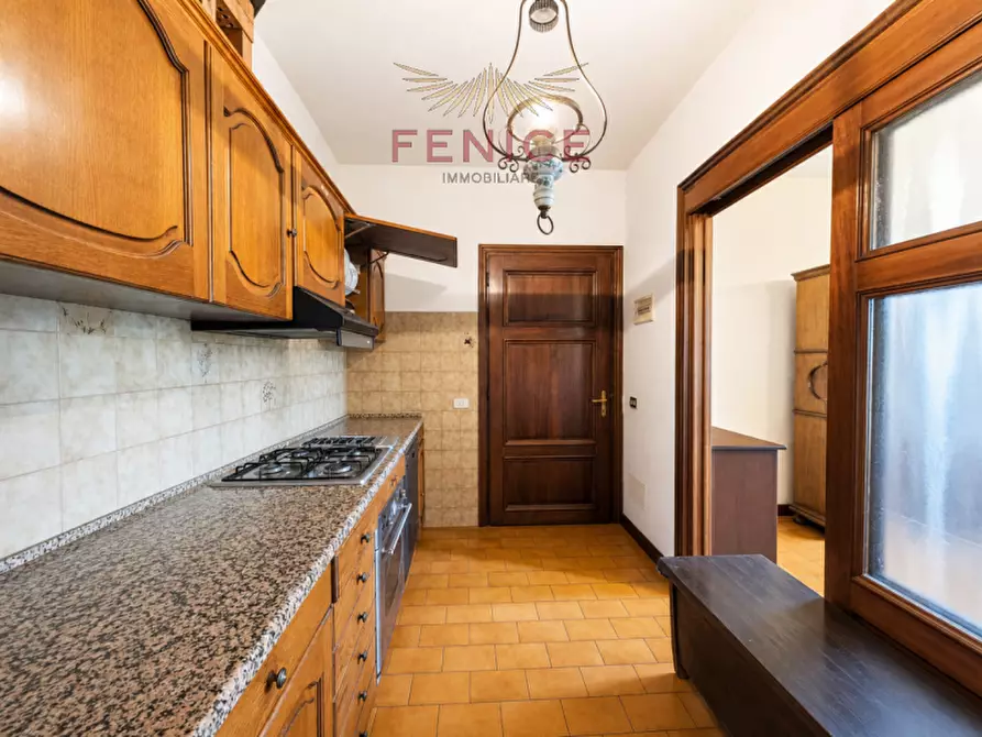 Immagine 10 di Villa in vendita  in Via Giardin a Possagno