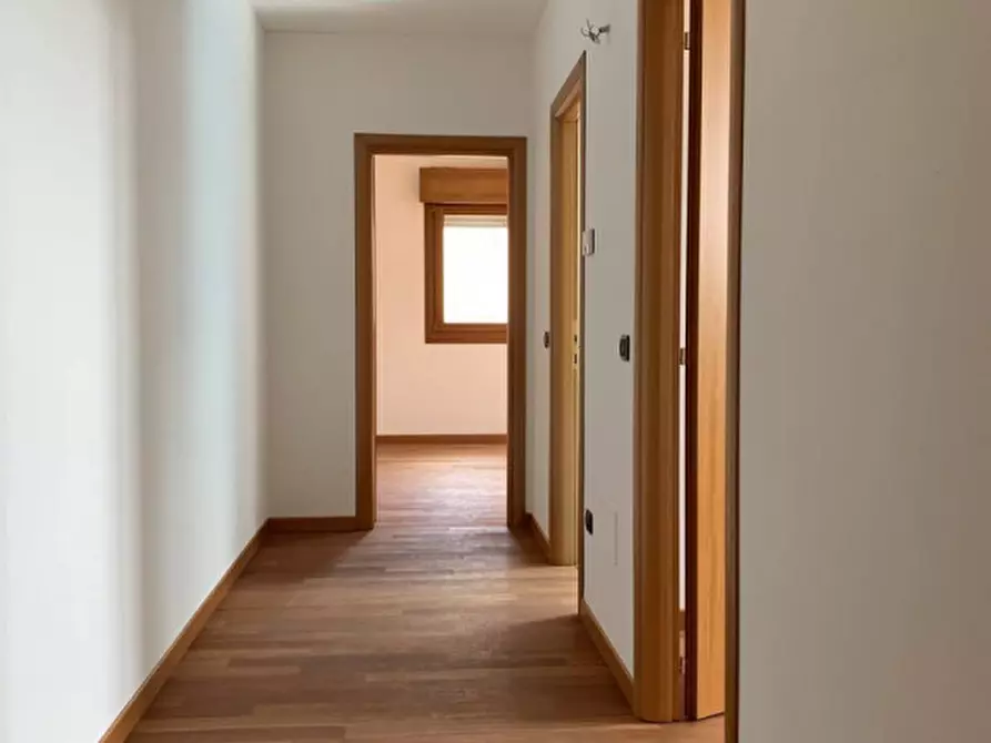 Immagine 9 di Appartamento in vendita  in via saetta a Padova