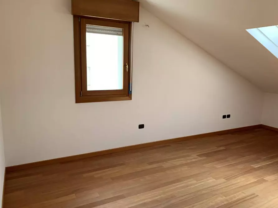 Immagine 10 di Appartamento in vendita  in via saetta a Padova