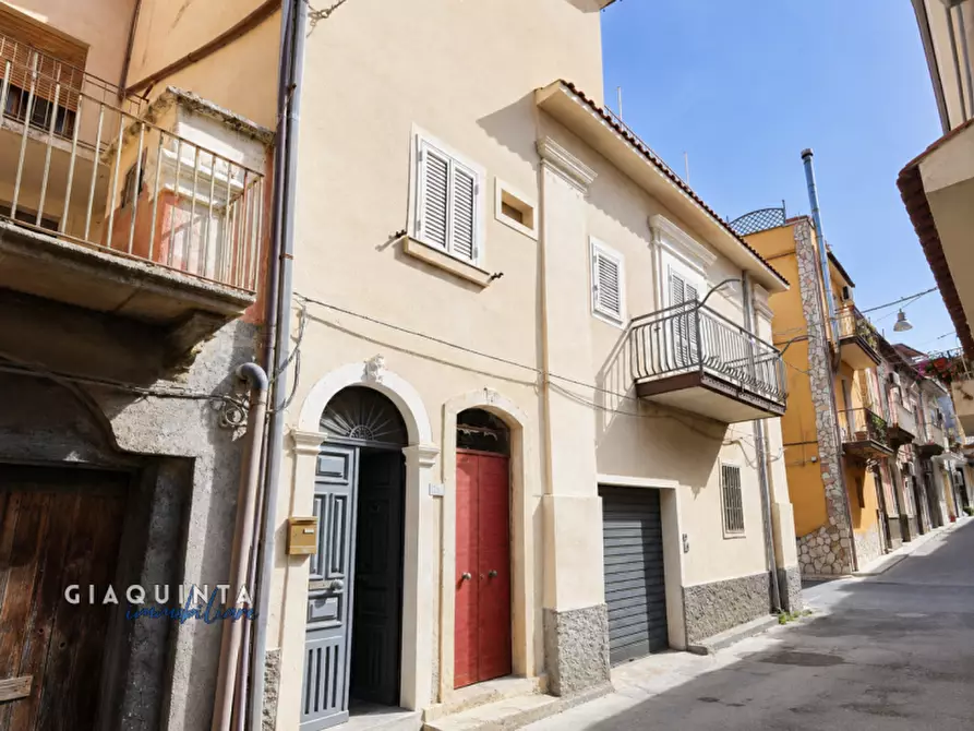 Immagine 14 di Casa indipendente in vendita  in Via Francesco Pensavalle n.24 a Palagonia