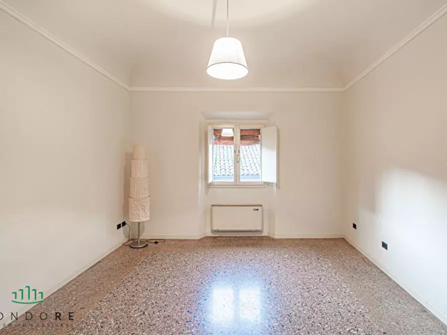 Immagine 15 di Appartamento in vendita  in Via Castiglione a Bologna