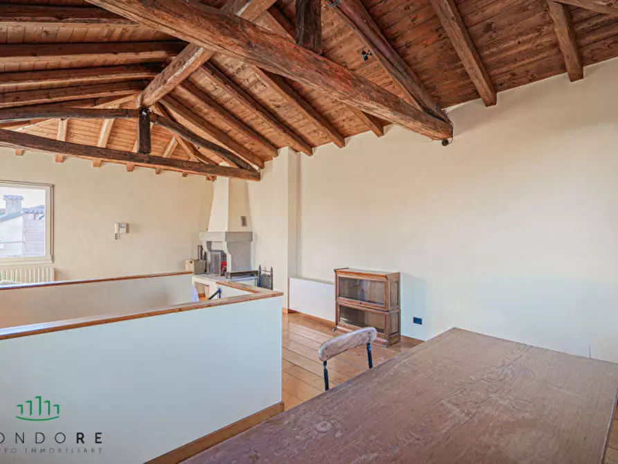 Immagine 29 di Appartamento in vendita  in Via Castiglione a Bologna
