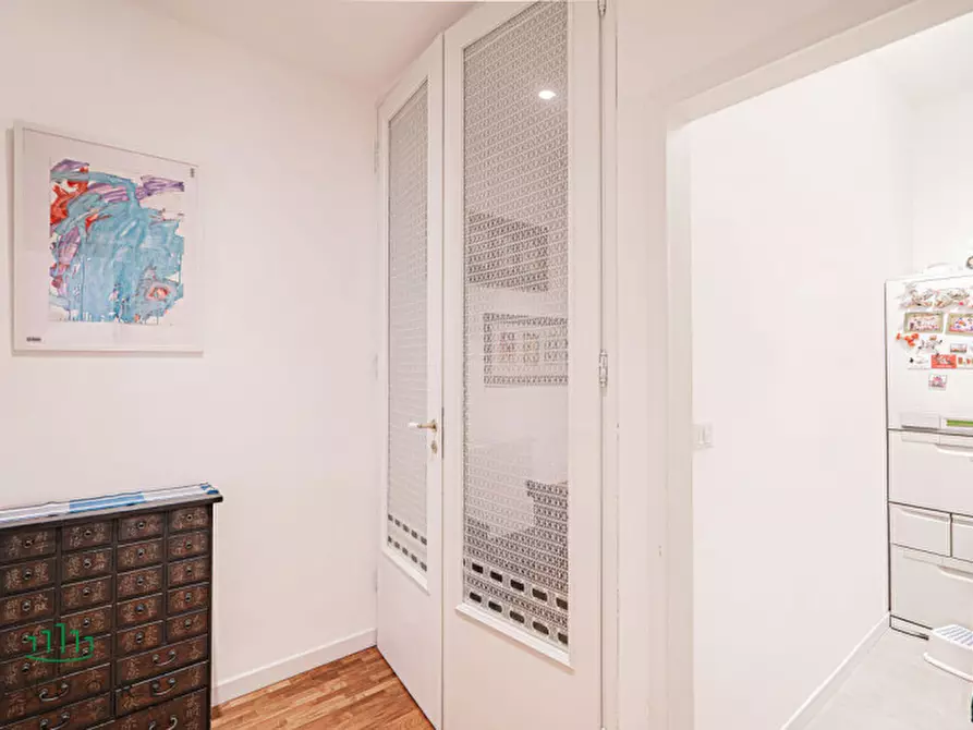 Immagine 6 di Appartamento in vendita  in Via Castiglione a Bologna