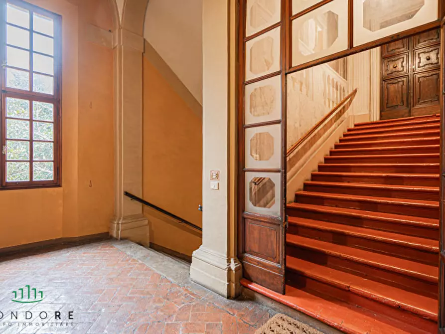 Immagine 65 di Appartamento in vendita  in Via Castiglione a Bologna