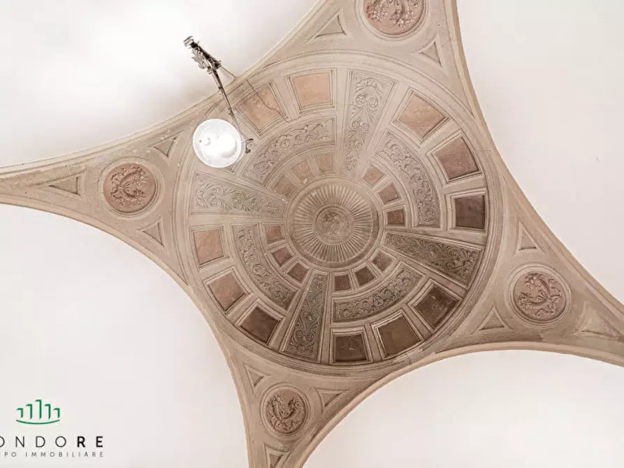 Immagine 75 di Appartamento in vendita  in Via Castiglione a Bologna