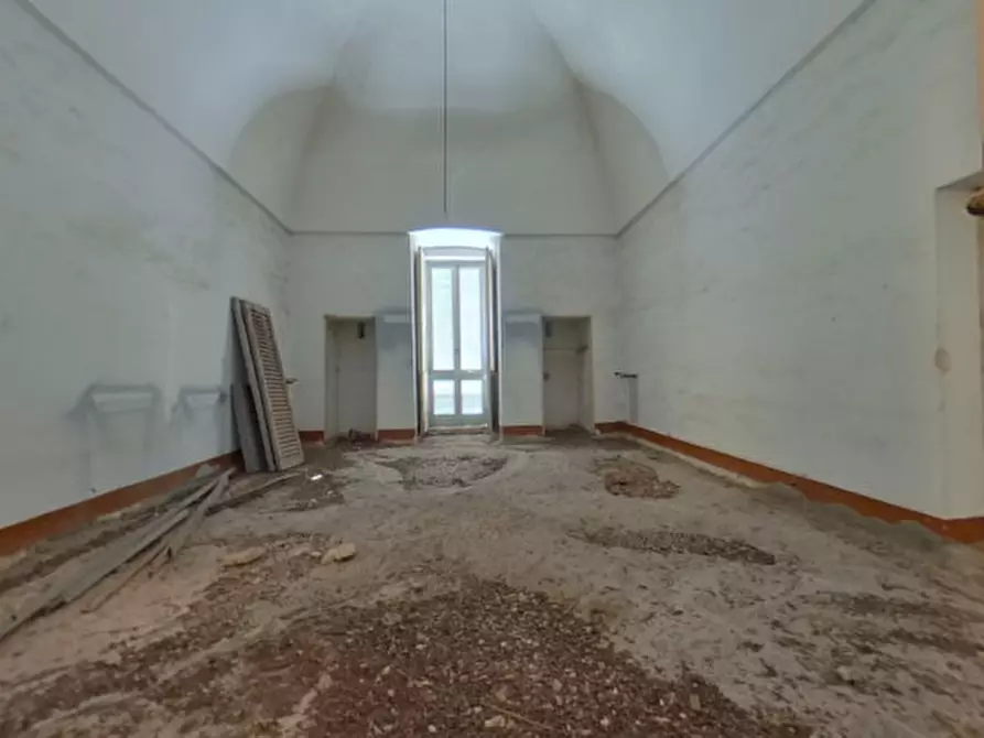Immagine 27 di Palazzo in vendita  in Piazza Ignazio Ciaia a Fasano