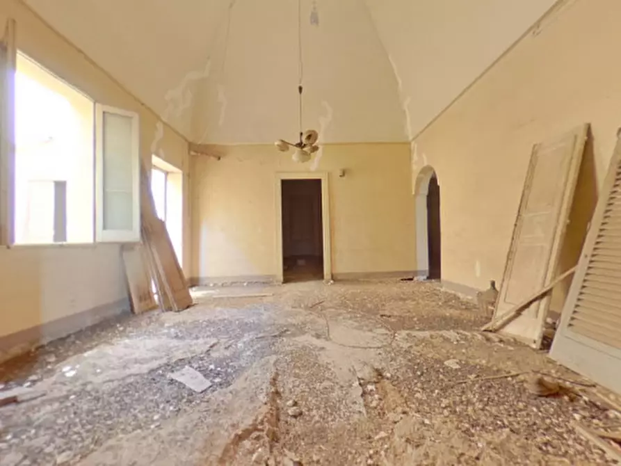 Immagine 34 di Palazzo in vendita  in Piazza Ignazio Ciaia a Fasano