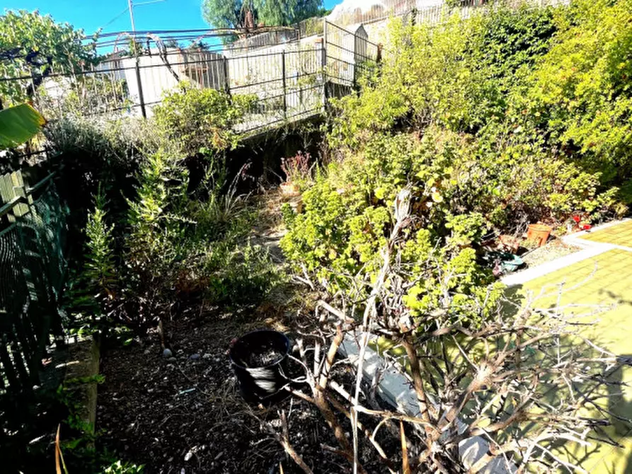 Immagine 17 di Appartamento in vendita  in Via Duca degli Abruzzi a San Remo