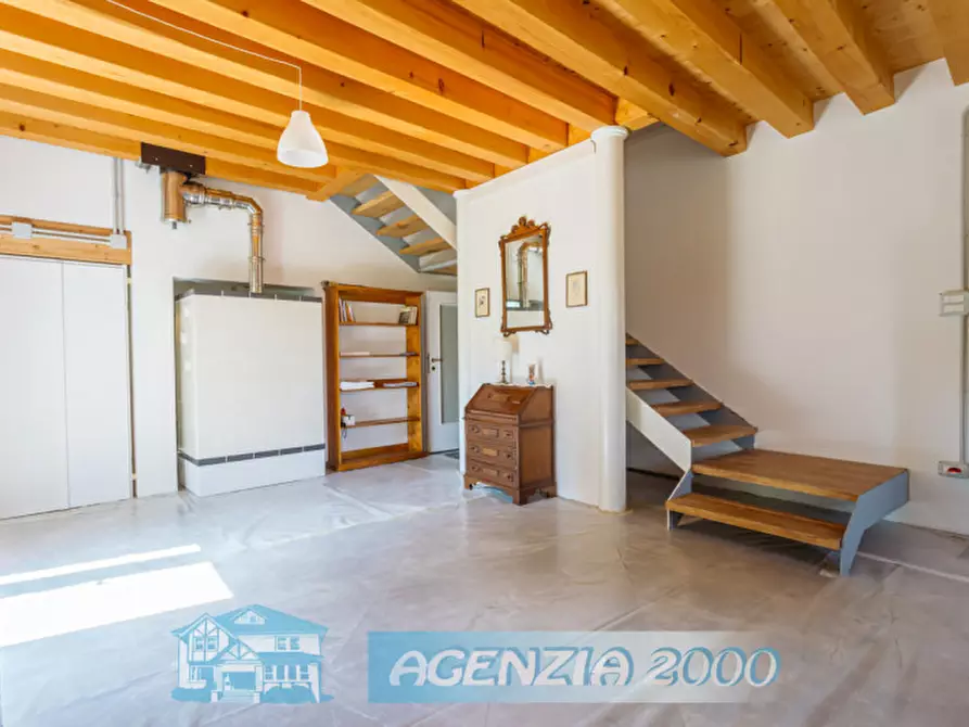 Immagine 8 di Rustico / casale in vendita  in s.antonio 11 a Due Carrare