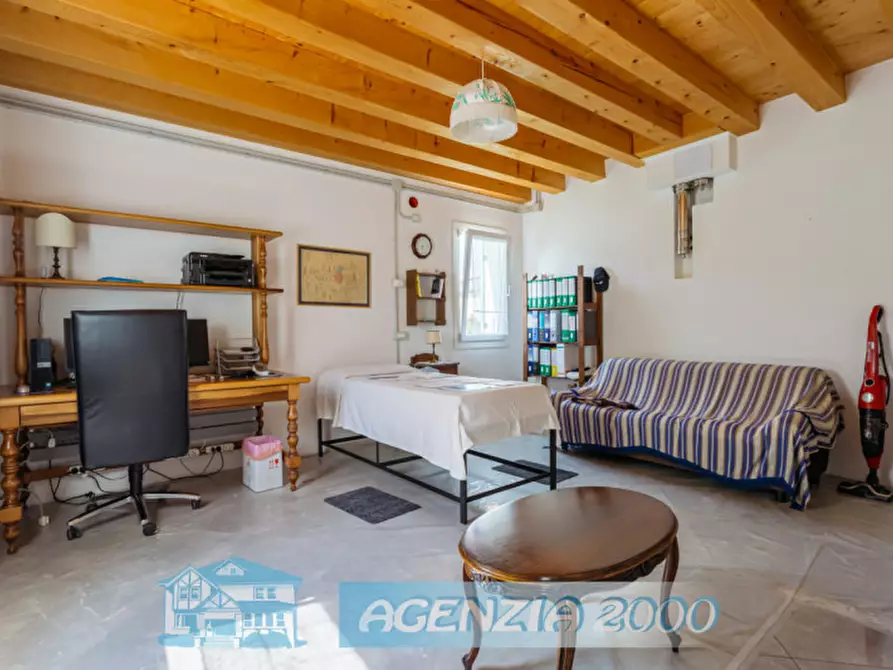 Immagine 11 di Rustico / casale in vendita  in s.antonio 11 a Due Carrare