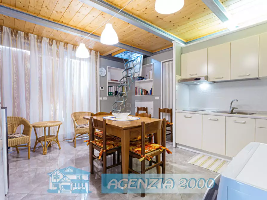 Immagine 15 di Rustico / casale in vendita  in s.antonio 11 a Due Carrare