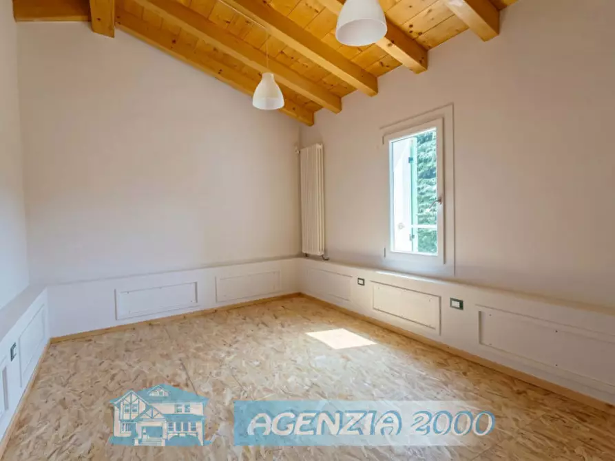 Immagine 35 di Rustico / casale in vendita  in s.antonio 11 a Due Carrare