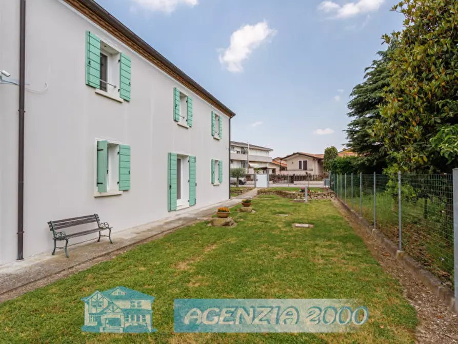 Immagine 42 di Rustico / casale in vendita  in s.antonio 11 a Due Carrare