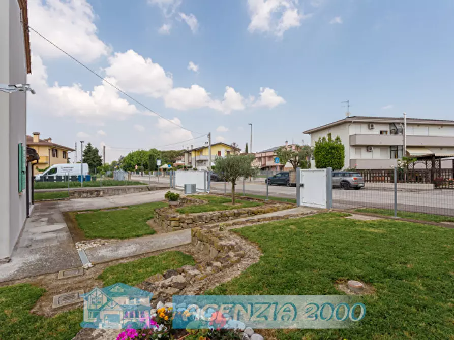 Immagine 50 di Rustico / casale in vendita  in s.antonio 11 a Due Carrare
