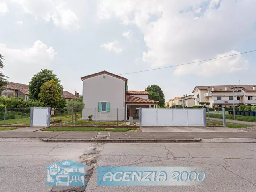 Immagine 55 di Rustico / casale in vendita  in s.antonio 11 a Due Carrare