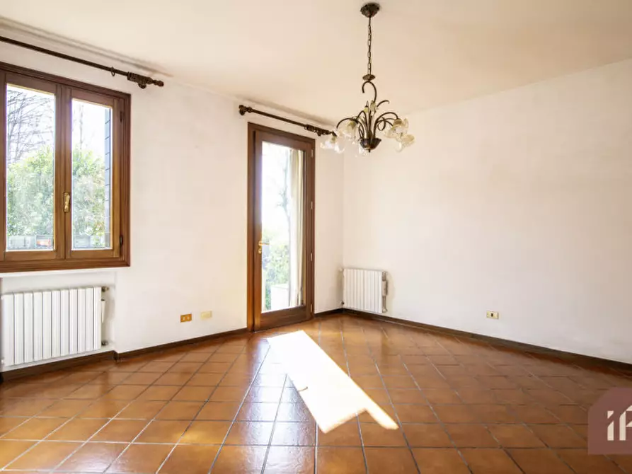 Immagine 9 di Villa in vendita  in Via Argine destro del Piovego, 44 a Noventa Padovana