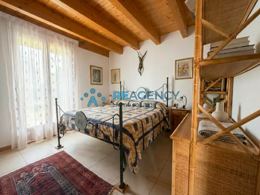 Immagine 11 di Casa indipendente in vendita  a Costabissara