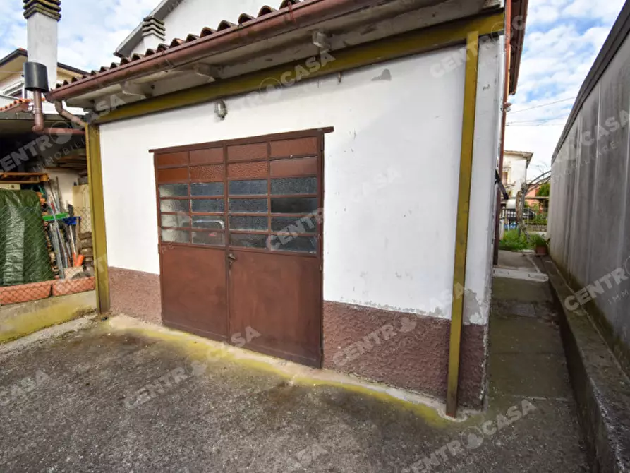 Immagine 12 di Casa bifamiliare in vendita  in Via Piemonte 2 a Legnago