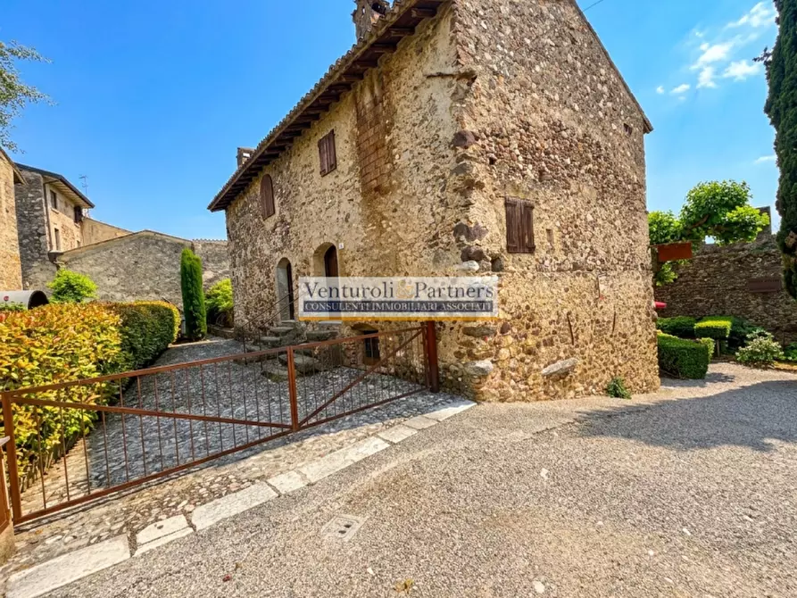 Immagine 2 di Rustico / casale in vendita  in Strada Sale a Monzambano