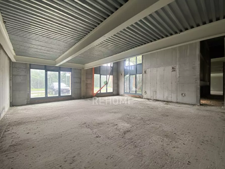Immagine 9 di Loft/Open space in vendita  in Via Molin Nuovo a Udine