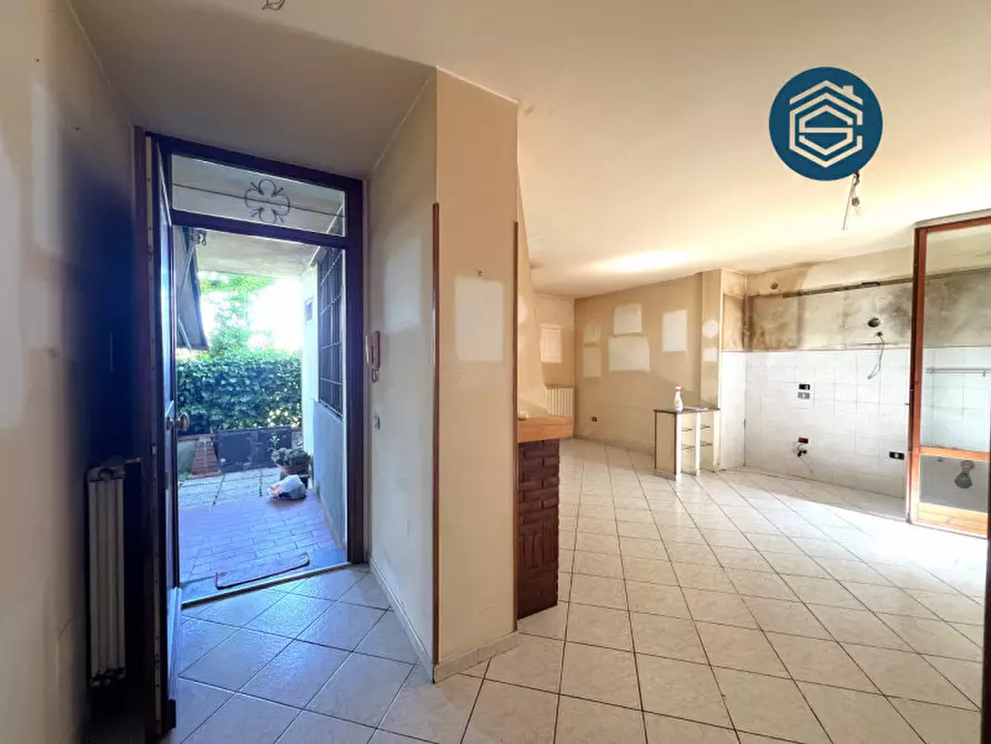 Immagine 3 di Appartamento in vendita  in Via delle Corti 23 a Campi Bisenzio