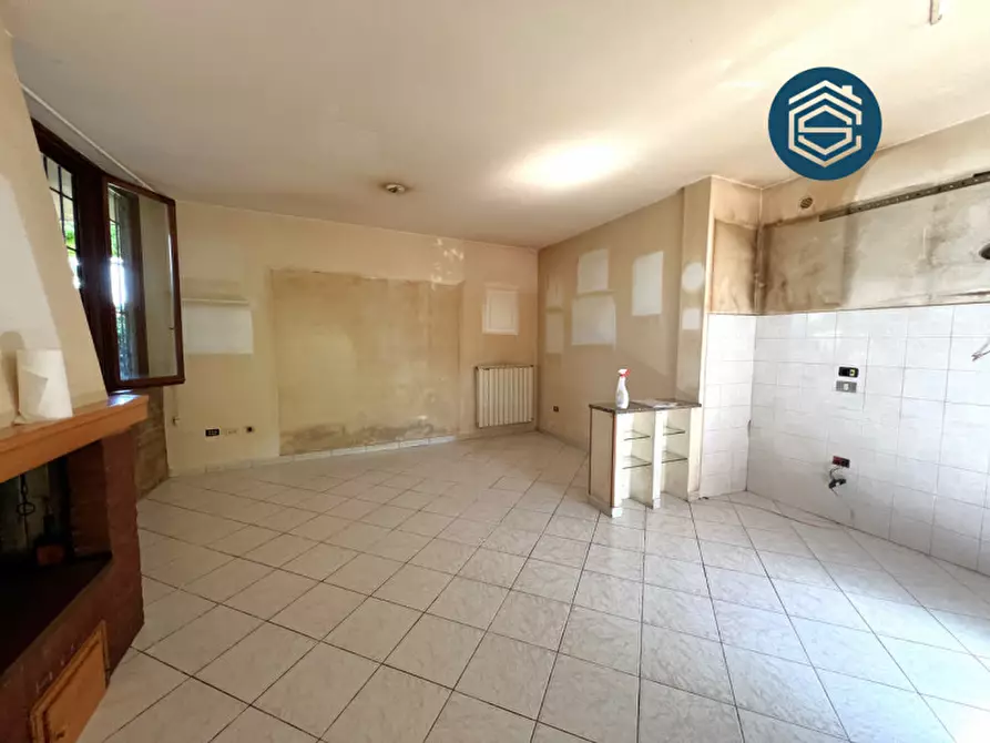 Immagine 8 di Appartamento in vendita  in Via delle Corti 23 a Campi Bisenzio