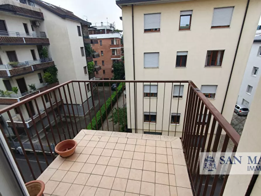 Immagine 16 di Appartamento in affitto  in Via Parisotto n. 2 a Vicenza