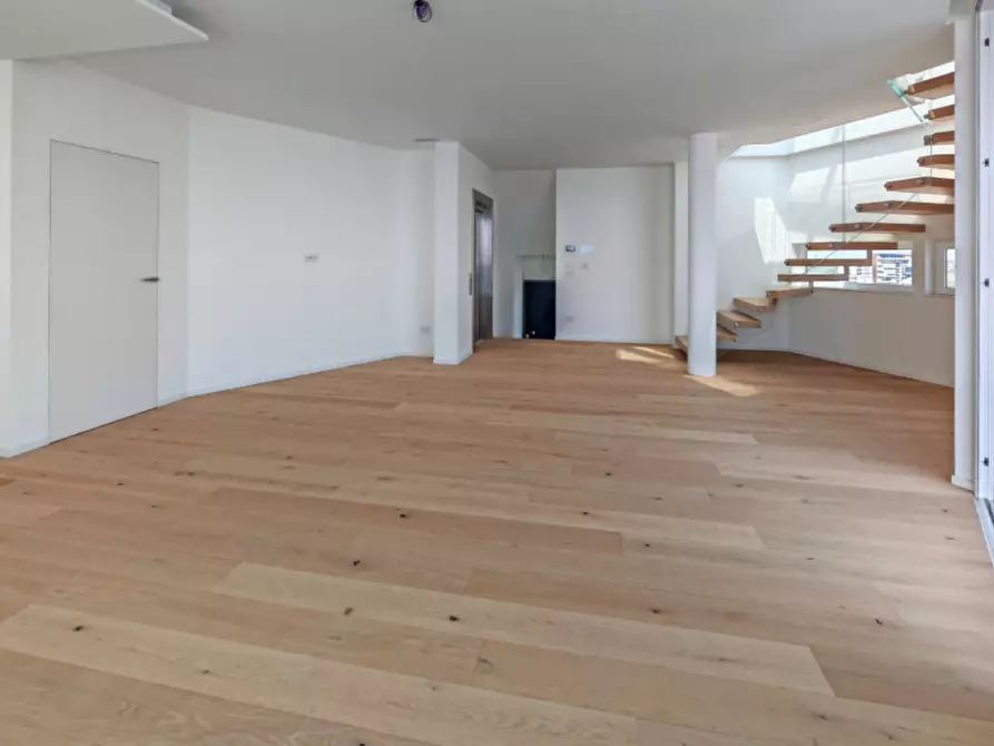 Immagine 1 di Attico in vendita  in Via Monaco 1 a Jesolo