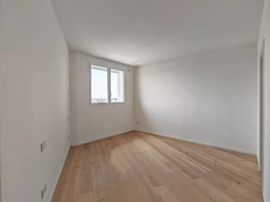 Immagine 9 di Attico in vendita  in Via Monaco 1 a Jesolo