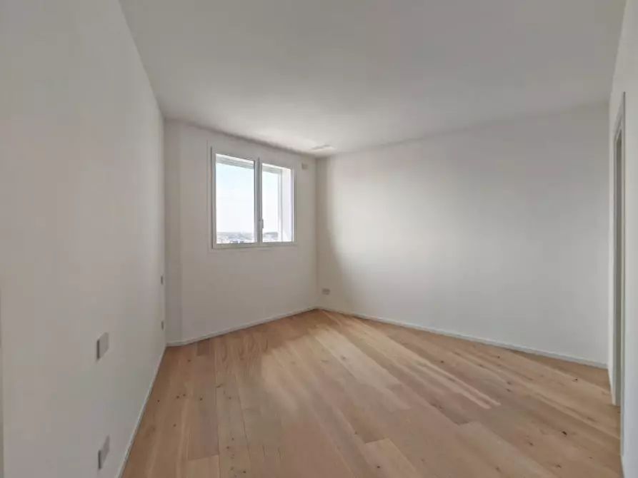 Immagine 10 di Attico in vendita  in Via Monaco 1 a Jesolo