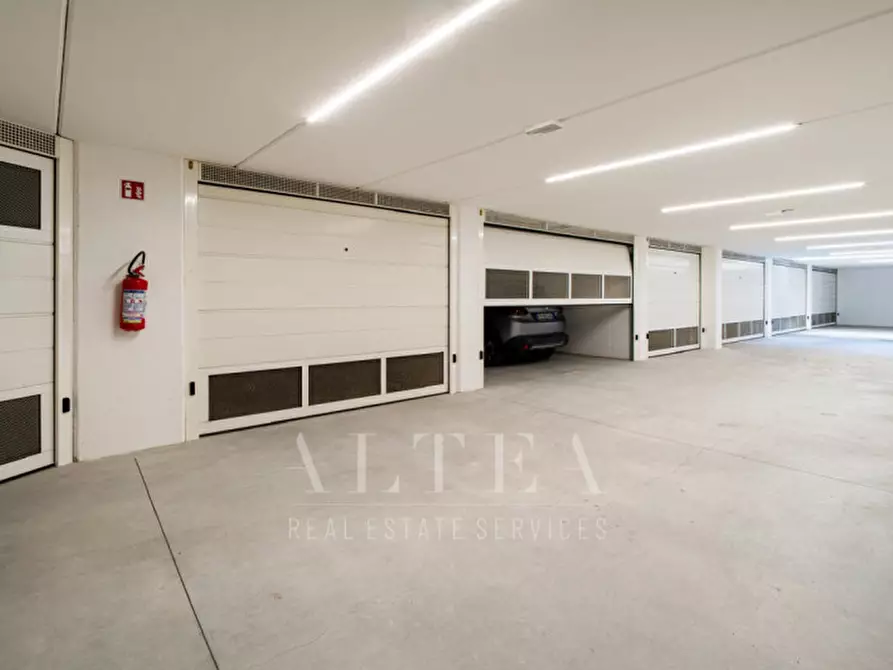 Immagine 42 di Attico in vendita  in Via Monaco 1 a Jesolo